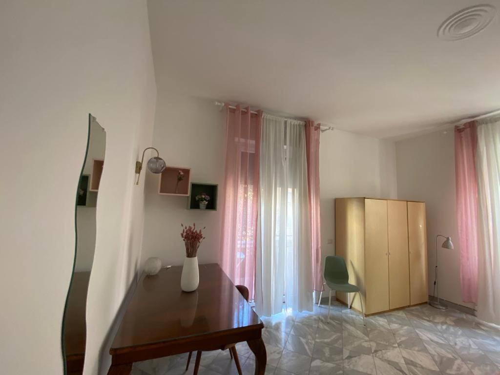 Superior Apt Next Colosseo A/C Wo Fi 3 Bedrooms Řím Exteriér fotografie